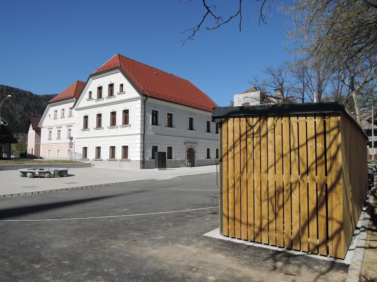 Hostel Bearlog Kocevje Exterior foto